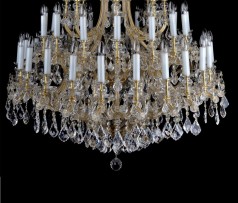 Big Theresian crystal chandelier - French pendeloques