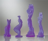 Candlesticks made of purple glass (Alexandrit)