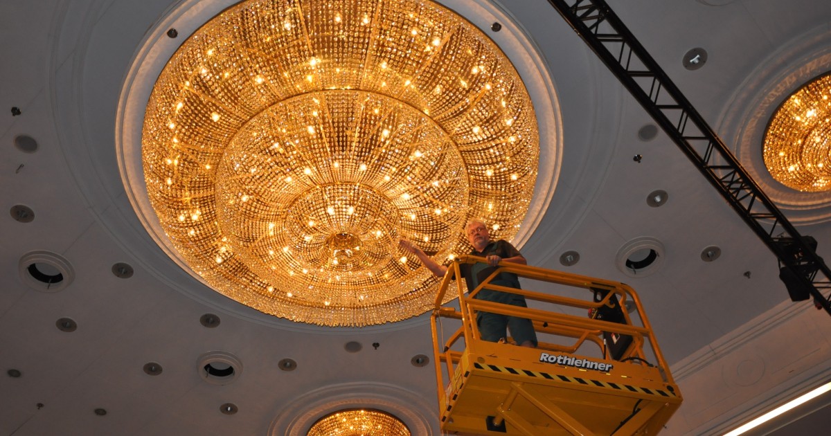 Washing And Repairs Of Crystal Chandeliers Lamps Bohemian Glass