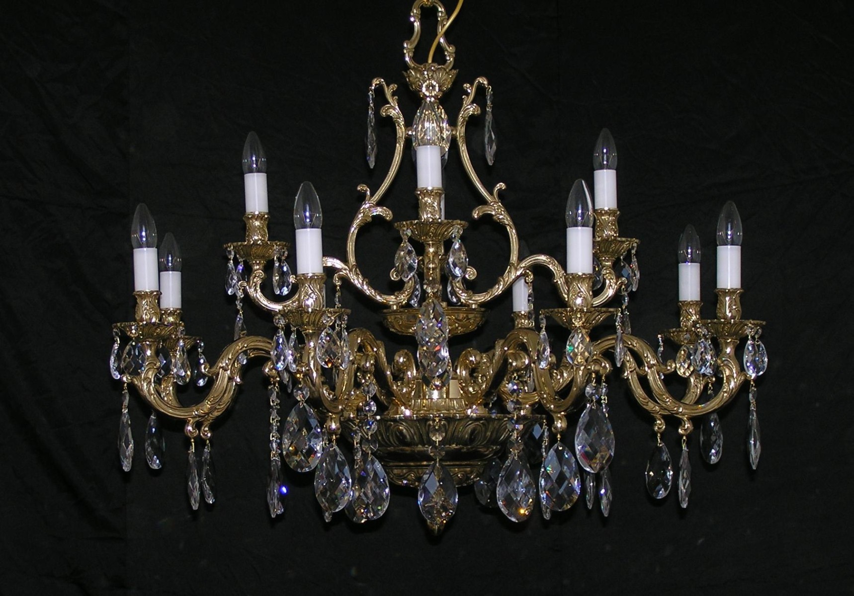 Large 12-arm cast brass chandelier Gold Lyre