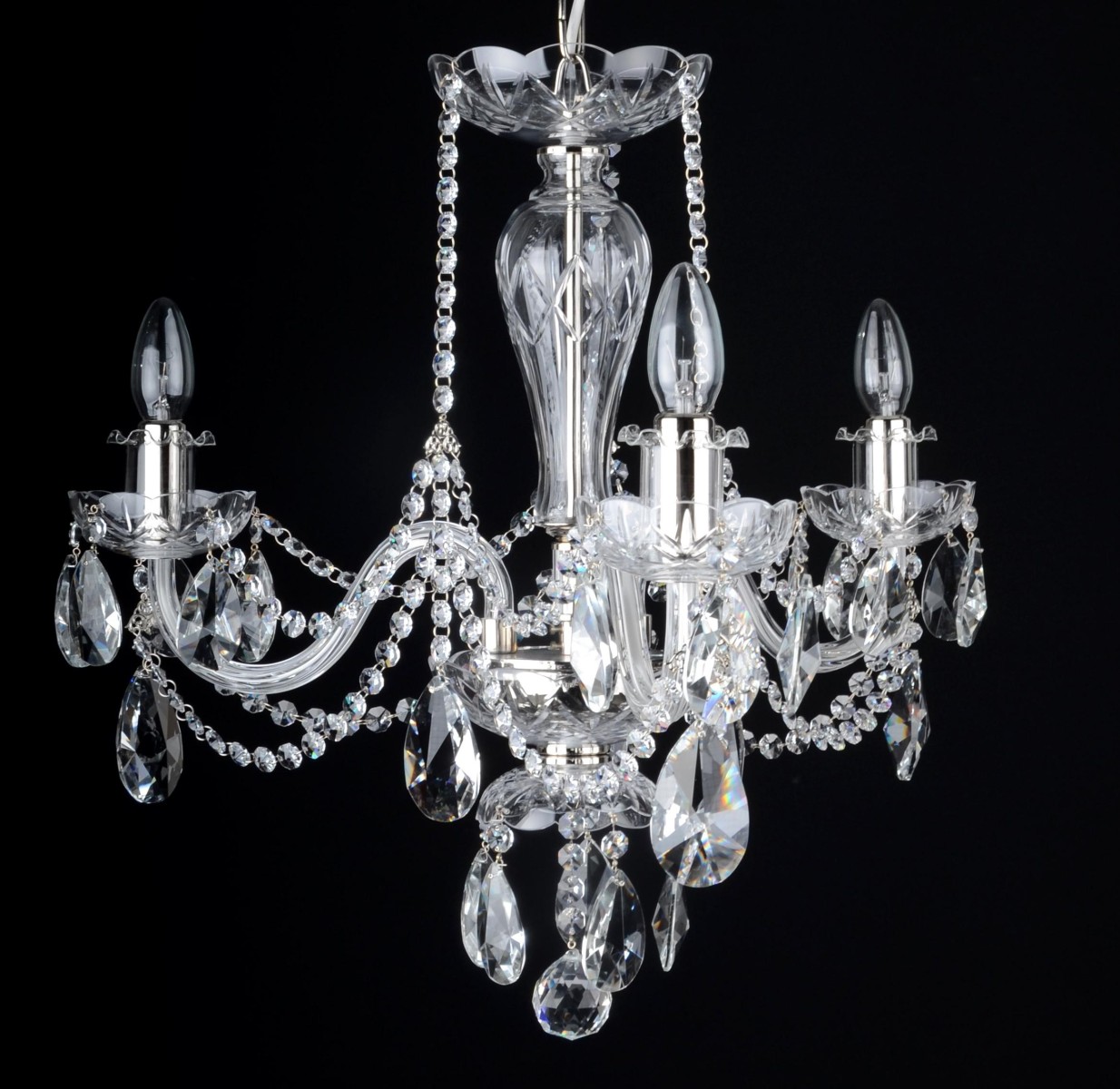 https://www.czechchandeliers.com/image/s/1920x1200/shrink/storage/gallery/92/ec7f2b/original/1710-3-nkdet1.jpg