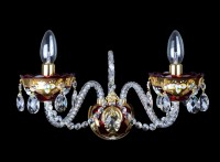 Hand-painted and gilded wall light for wall mounting