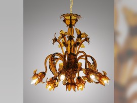 6-arm Murano chandelier made of topaz glass with irises.