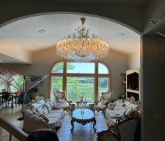 An example of a large Theresian chandelier in an apartment interior