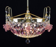 Pink crystal basket - detail of the ceiling lamp