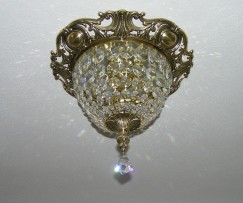 Surface mounted strass chandelier