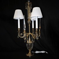 High table lamp with 3 crystal spikes