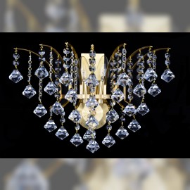 Crown wall light with two bulbs in matt brass
