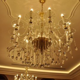 12-arm blown glass chandelier with crystal almonds - Matt gold brass