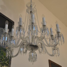 12-arm crystal chandelier in Baccarat style