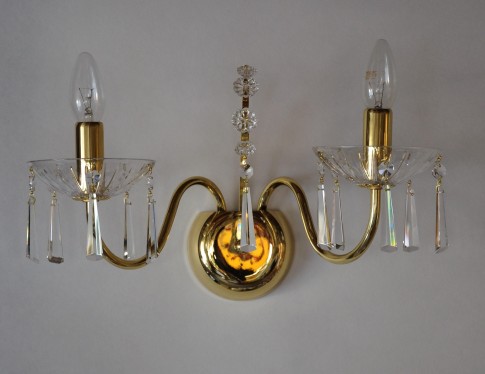 2 Arms tubular brass crystal wall light with cut crystal hooves