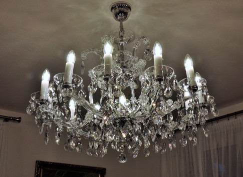 General view of a silver Theresian chandelier with an adjustment for the lower ceiling