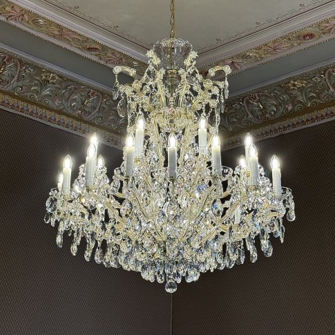 Maria Theresa chandelier 24+1 bulbs with crystal almonds, shiny golden brass