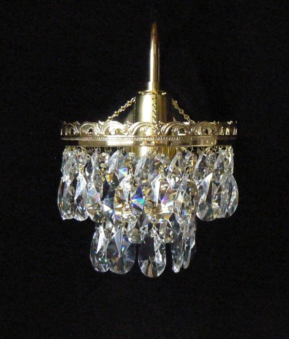 1 Arm crystal wall light with metal arm & cut crystal almonds