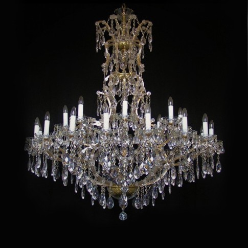 A large luxurious Teresian chandelier with special bowls