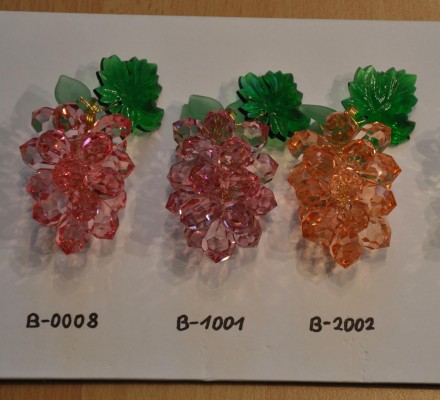 Cut grapes in warm colors