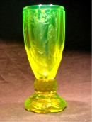 Adam and Eve - Expulsion from Paradise - Engraved uranium glass